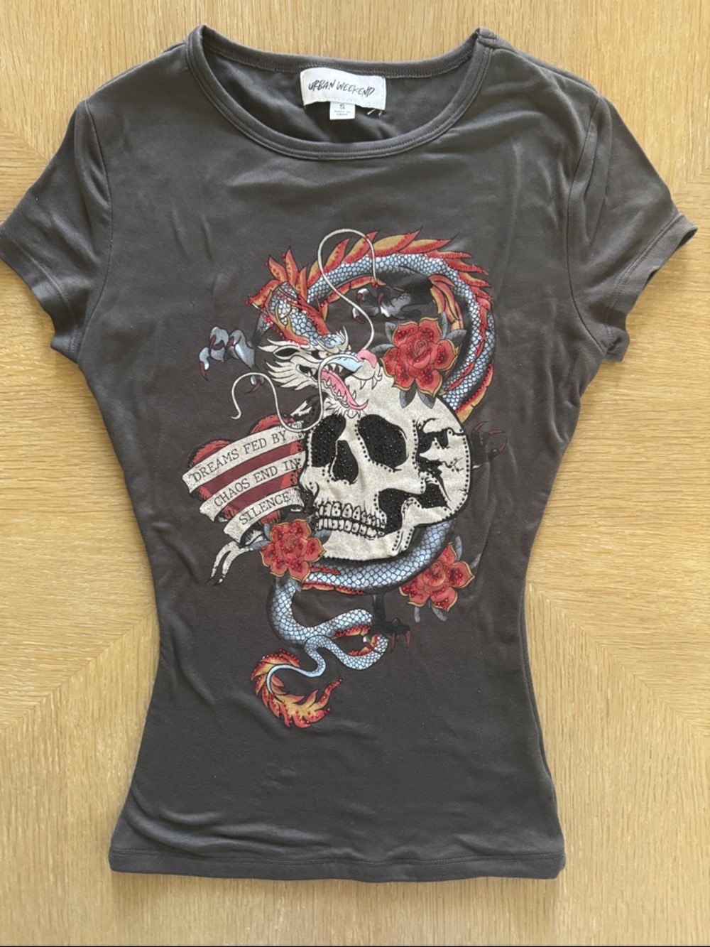 Urban Weekend Women's Gray Skull Dragon Tee